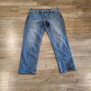 Old Navy Mid Rise WOW Boyfriend Fit Straight Jean Womens Size 14